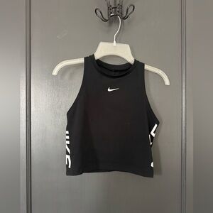 Nike Dri-Fit Crop Top